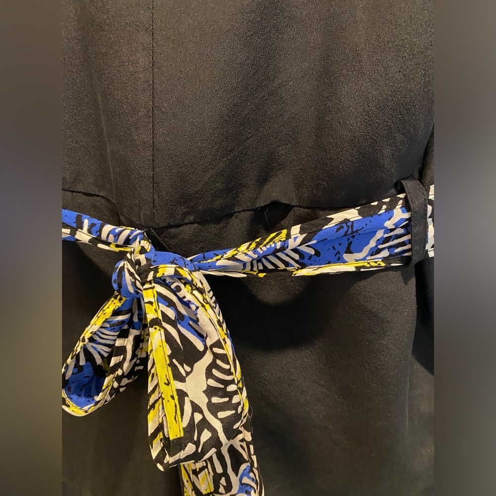 BCBG MaxAzria Silk Shorts Romper - Picture 12 of 14